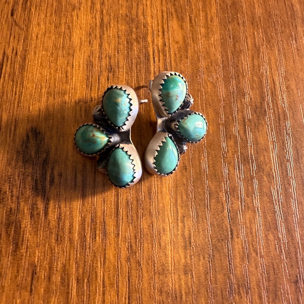 Kingman Turquoise Half Cluster Earrings